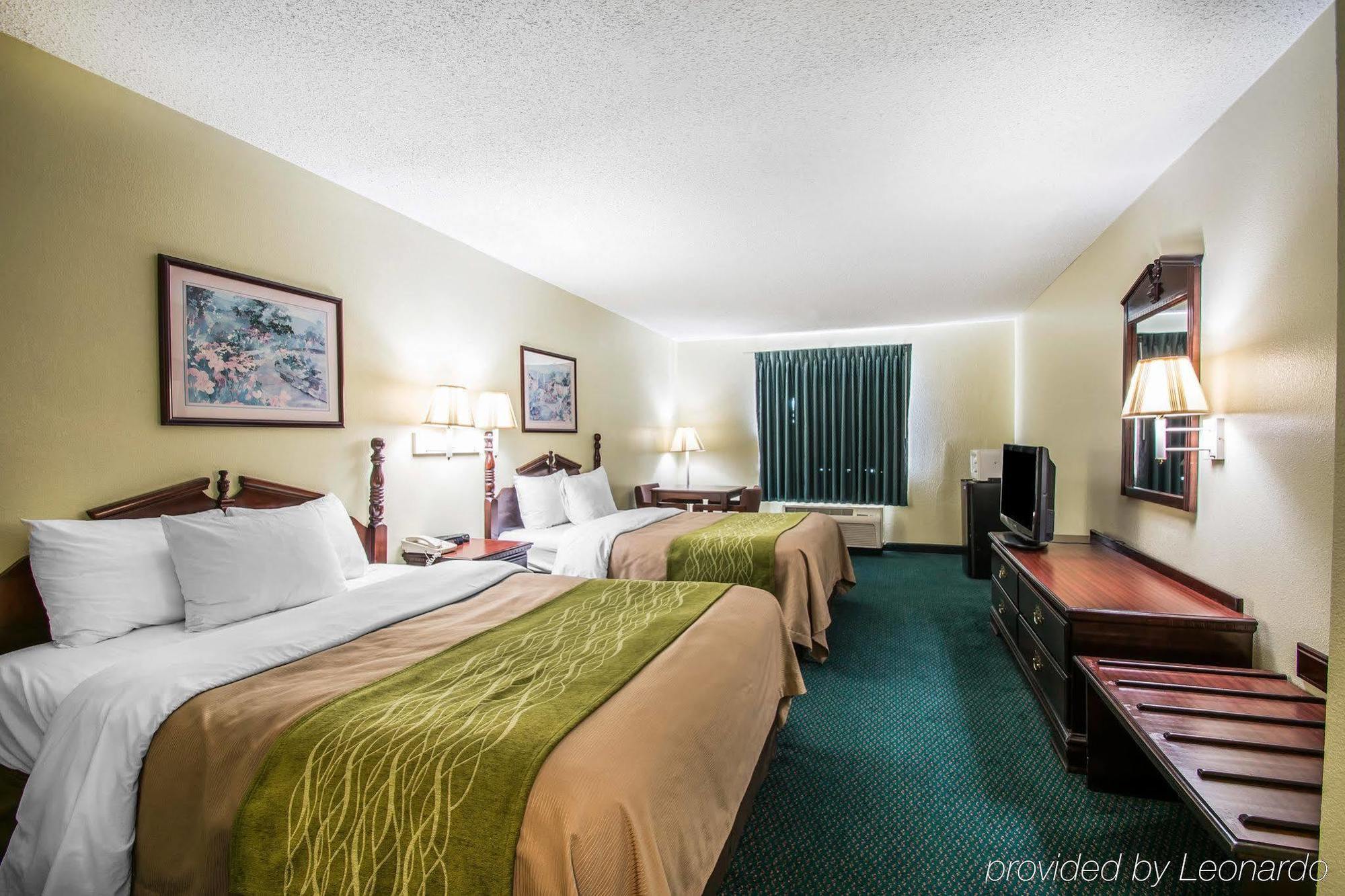 Super 8 By Wyndham Montgomery I-65 Exterior foto